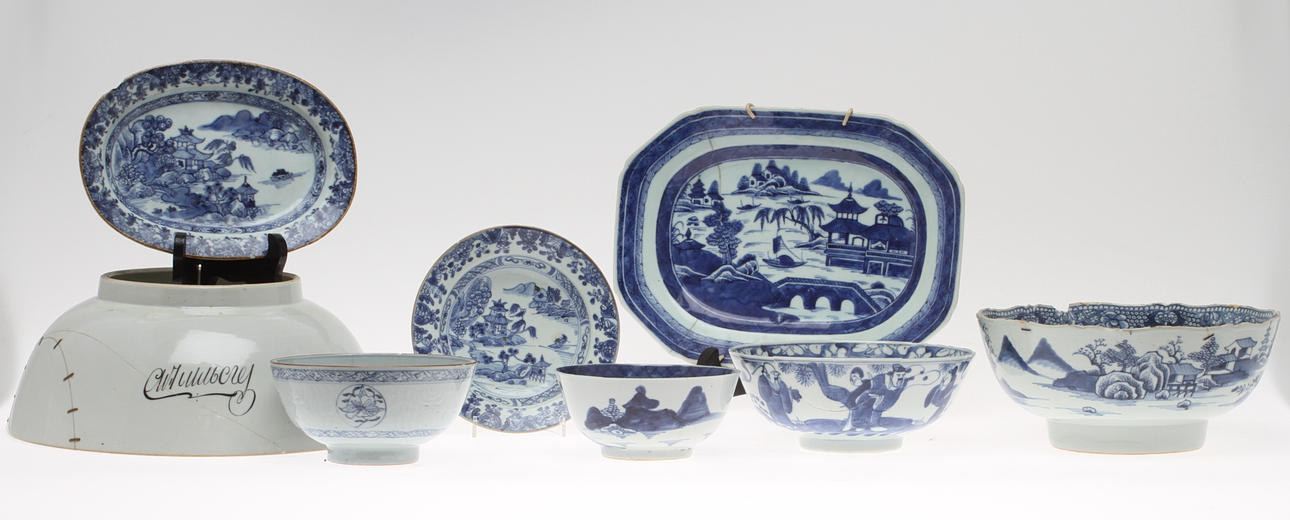 PARTI PORSLIN, 8 delar, Kina, 17/1800-tal, bla fat, bålskålar mm.