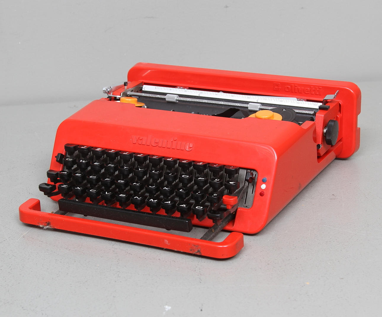 SKRIVMASKIN, "Valentine", Perry King samt Ettore Scottsass, Olivetti.