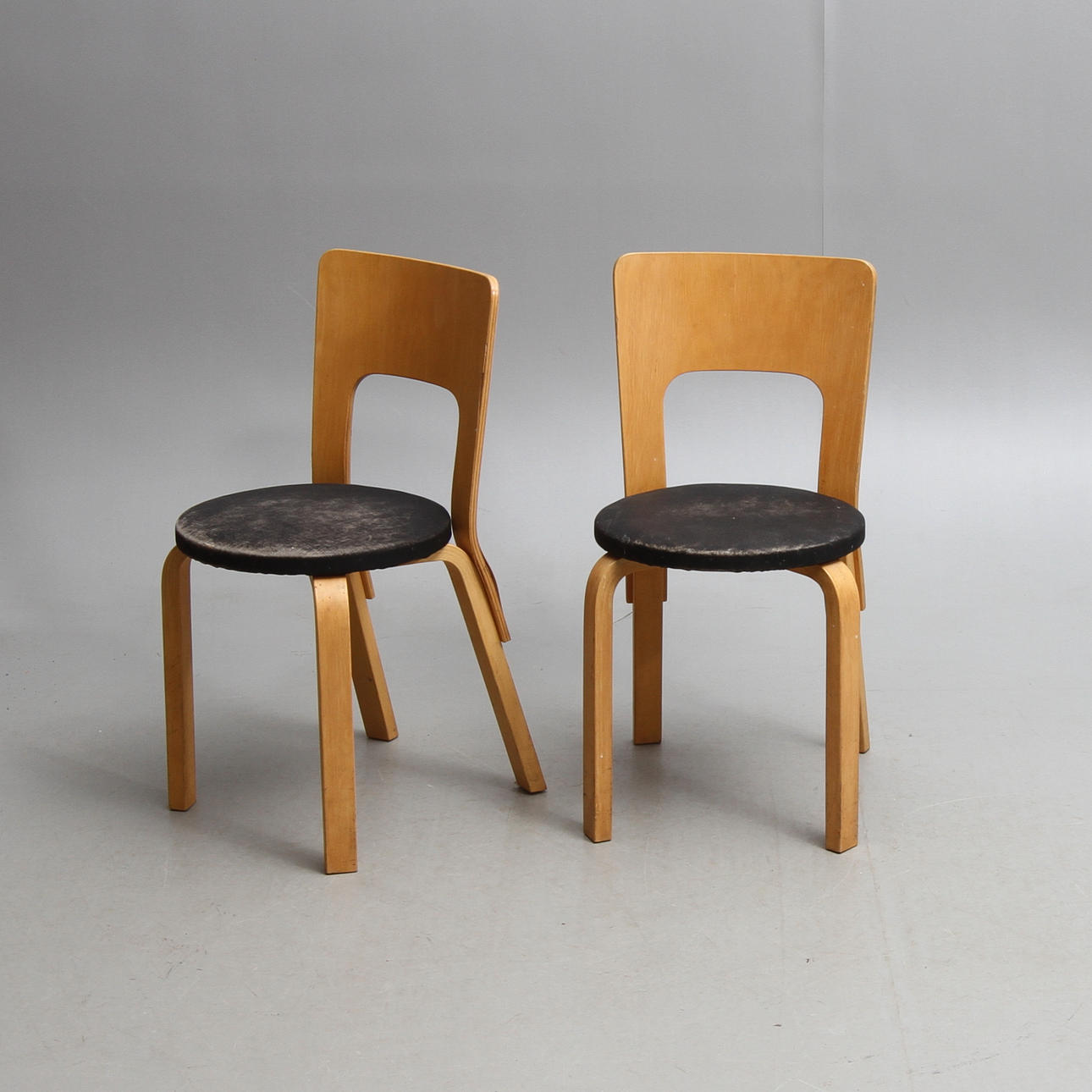 STOLAR, 2 st, Alvar Aalto, modell 66.