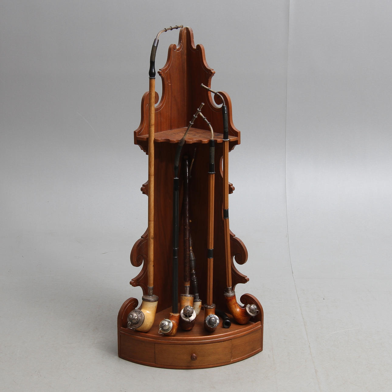 PIPOR, 6 st, PIPSTÄLL, 1800-talets andra hälft.