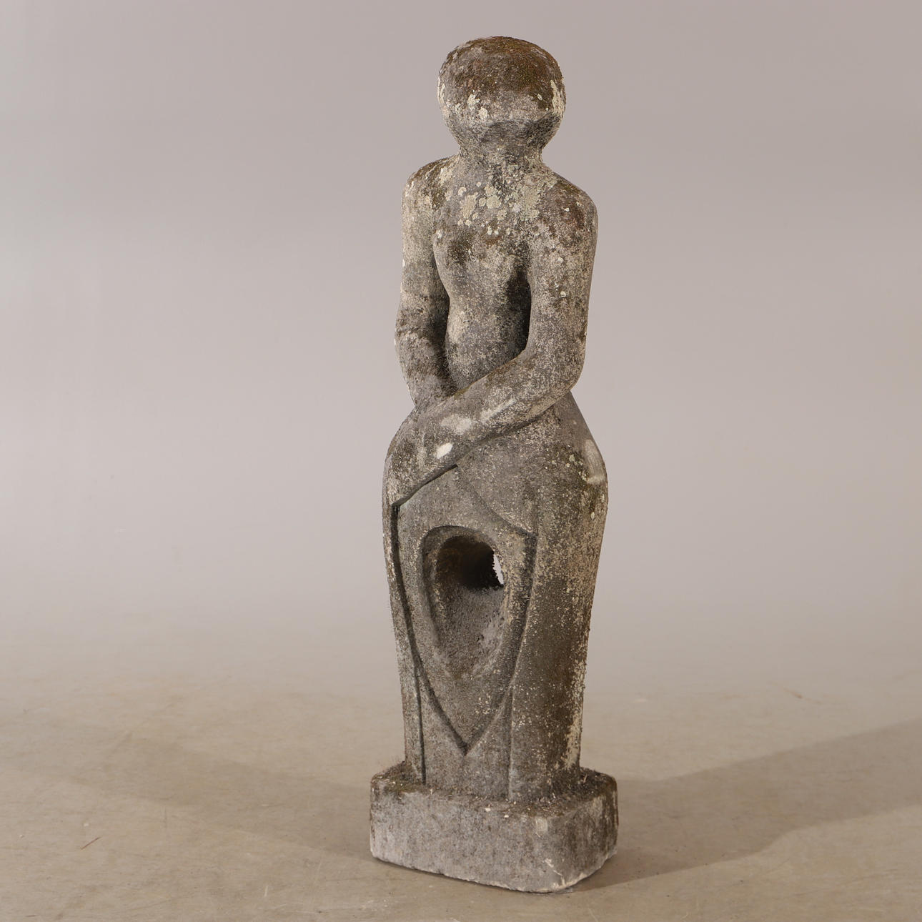 SKULPTUR, Frau, Sandstein.