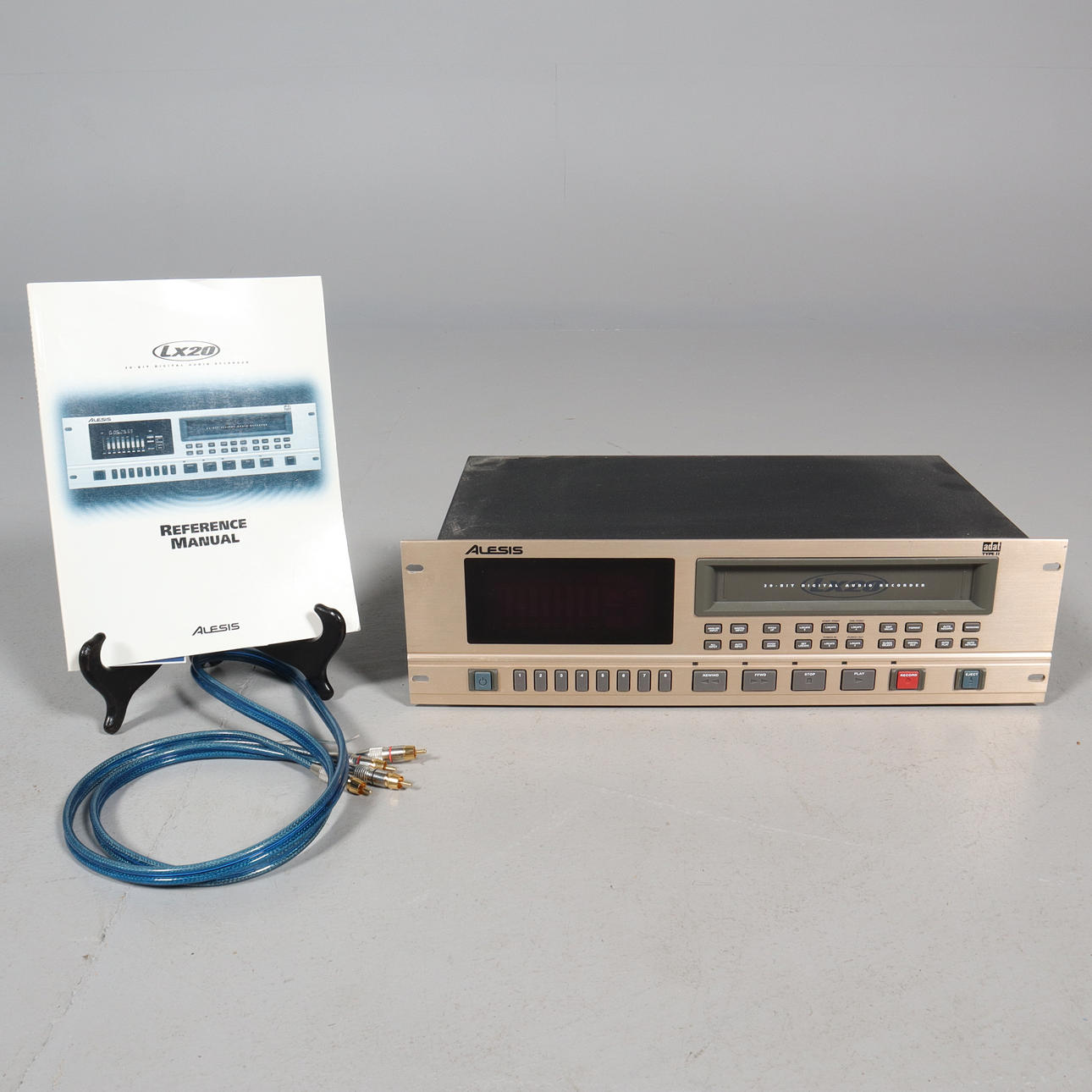ADAT, Alesis LX20.