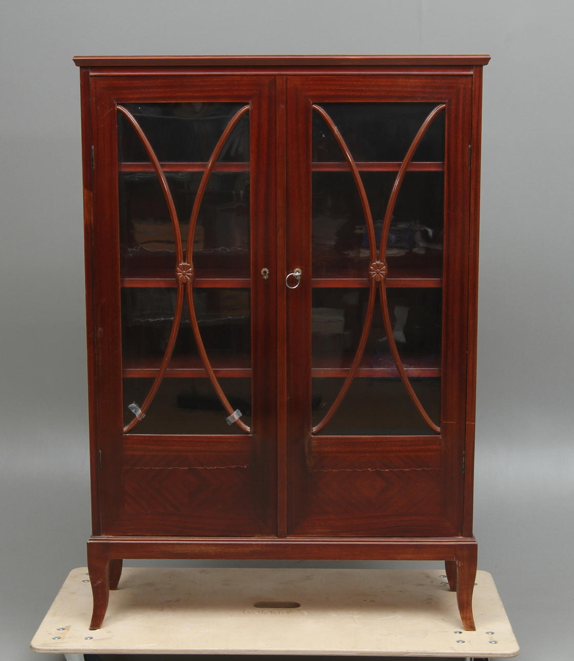 VTRINSKÅP, 1900-tal.