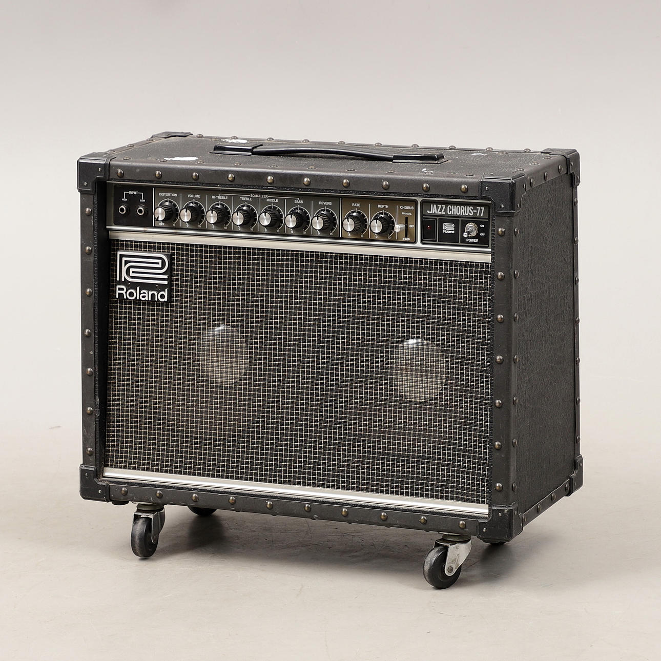 AMPLIFICADOR, "JC-77", Roland.