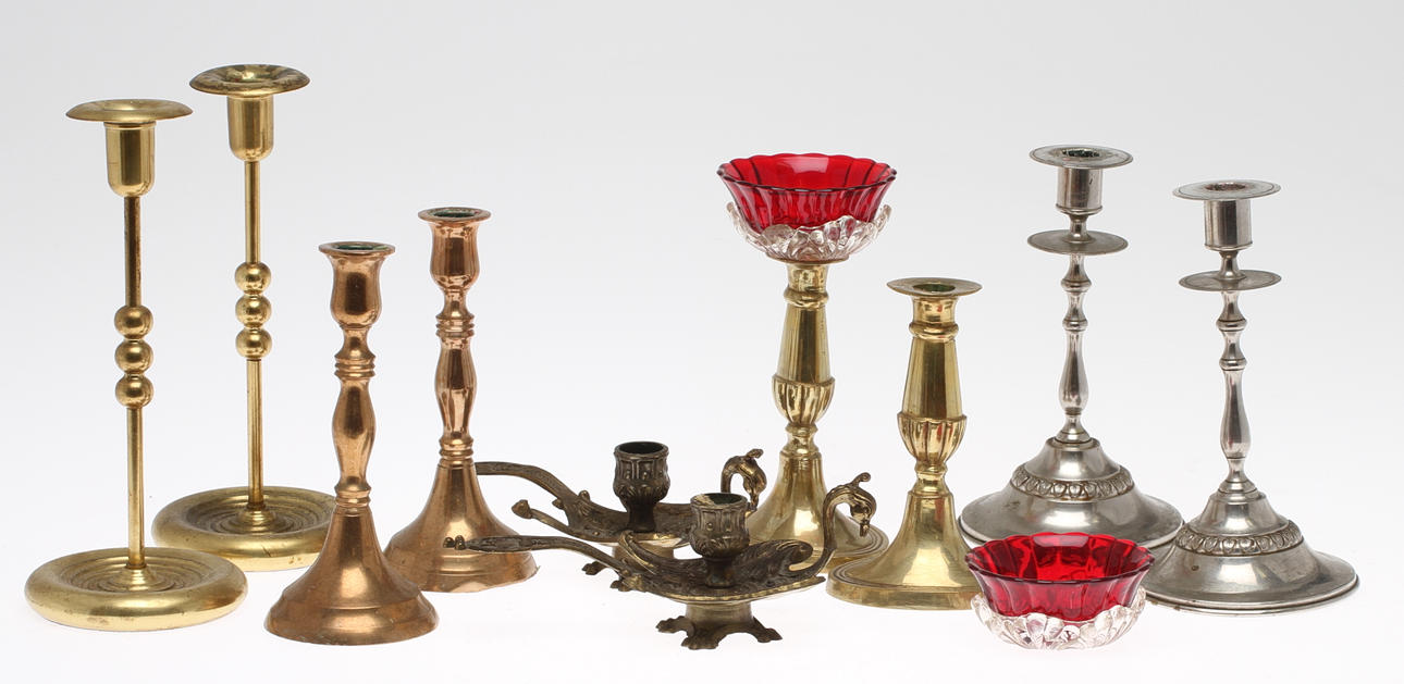 PARTI LJUSSTAKAR, 5 par, bland annat i mässing.