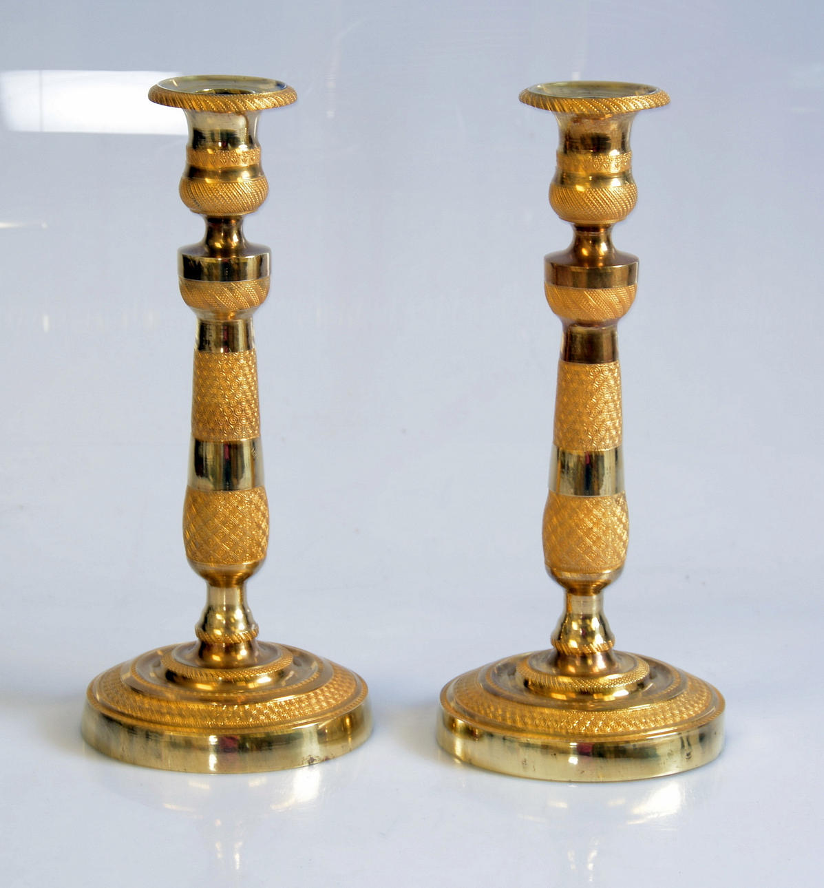 LJUSSTAKAR, ett par, Empire.