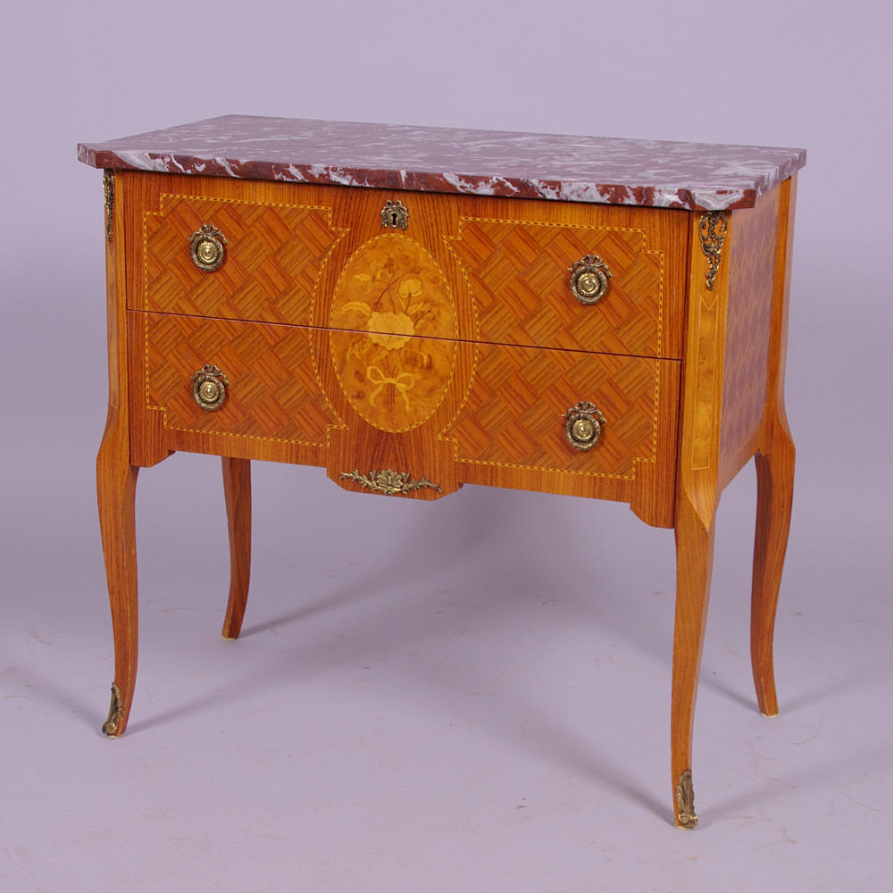 BYRÅ, 2-lådig, mahogny med intarsia, gustaviansk stil.