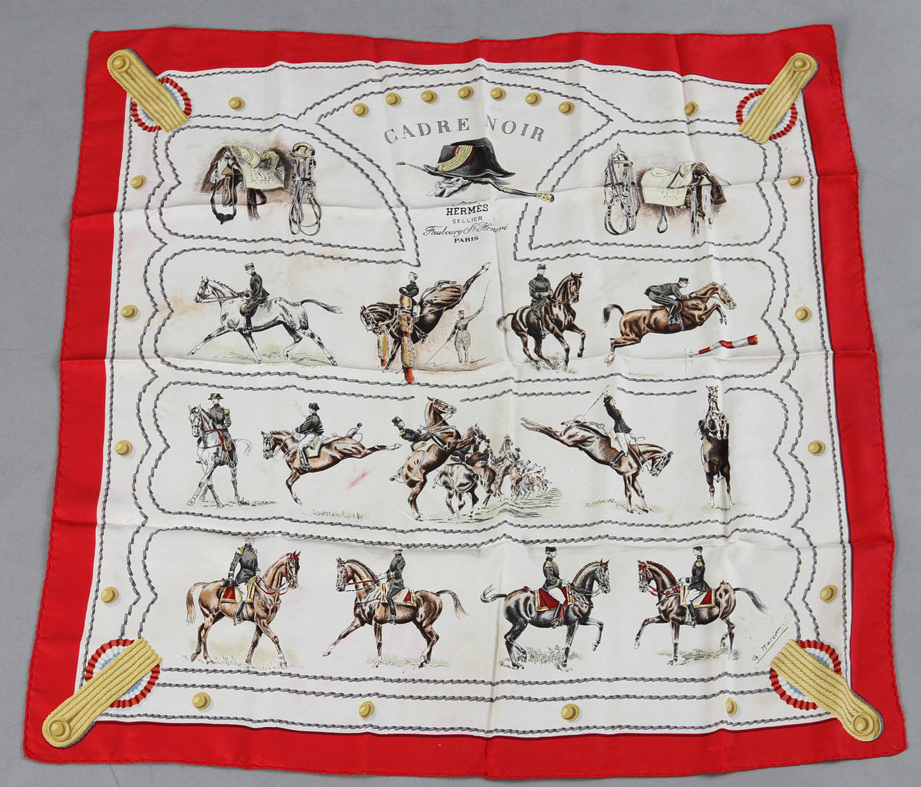 SCARF, Hermès, "Cadre Noir".