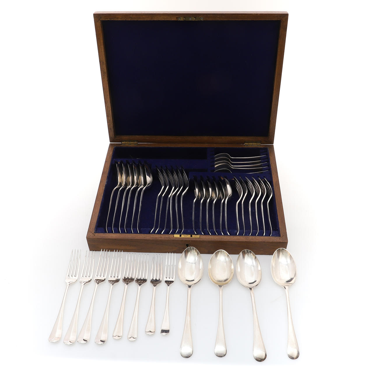 EN EGE-CASSET MATCHED GAMLE ENGELSK MØNSTER ELEKTROPLADE KANTINE.