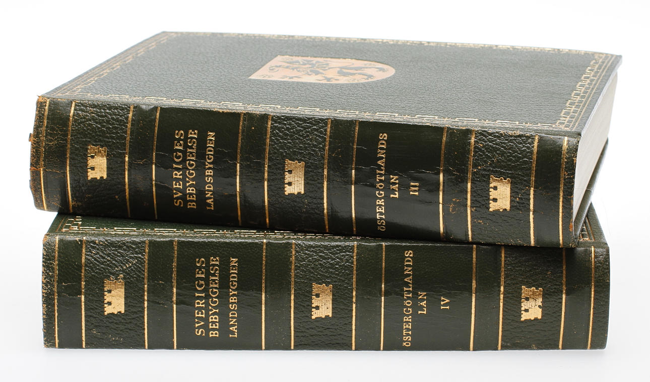 BÖCKER, 2 st, Sveriges bebyggelse, Östergötlands län III samt IV, Hermes AB.