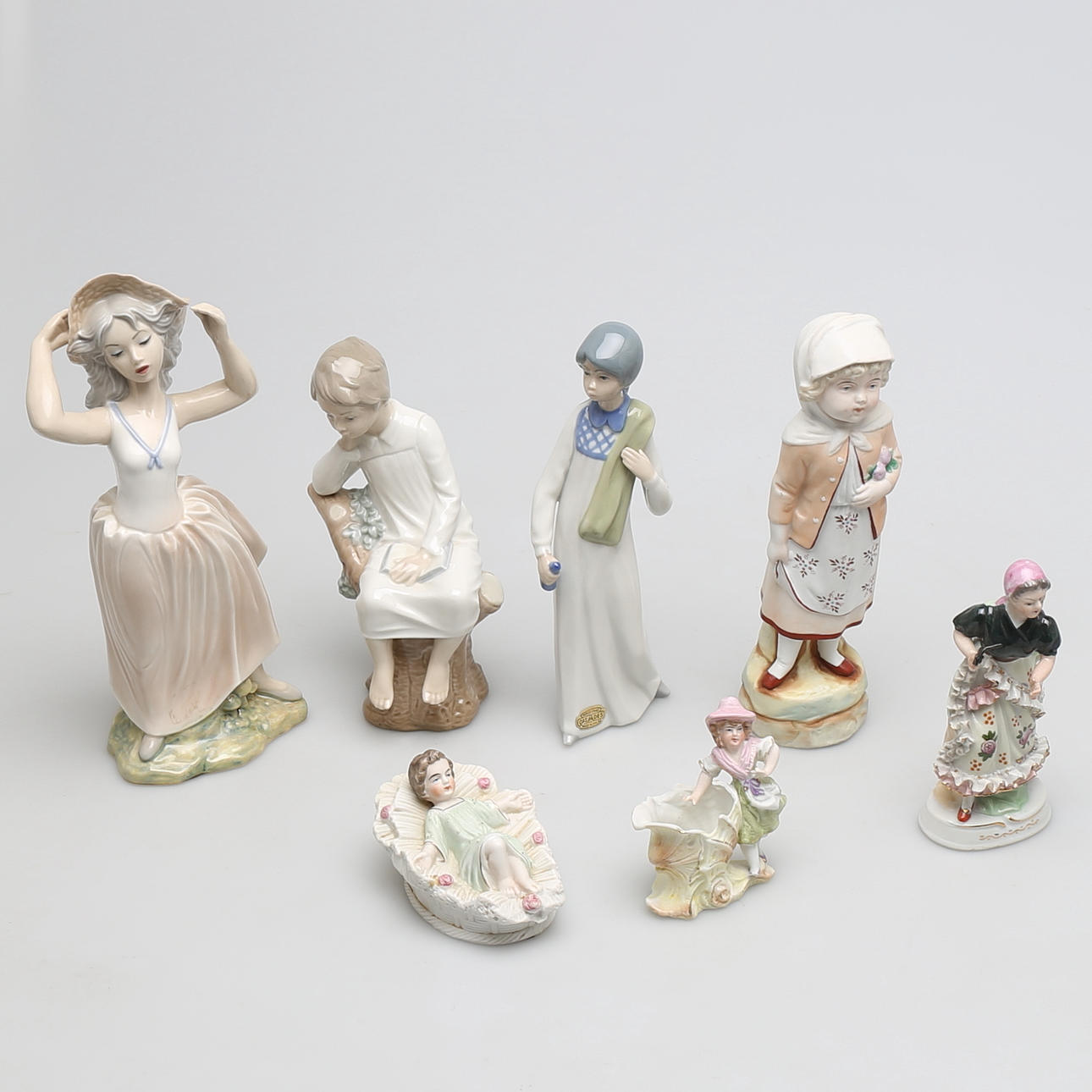 PARTI FIGURINER, 8 st, bl.a Lladro och Tengra.