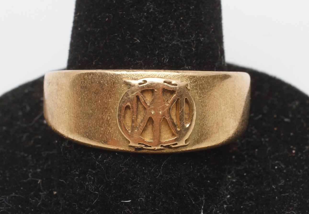 RING, 18k guld, vikt ca 6,2 gr.