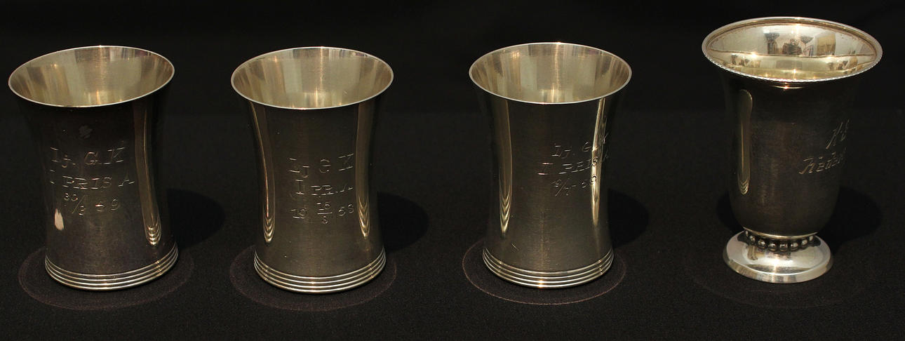 Diverse silverbägare (4). Totalvikt 102 gram.