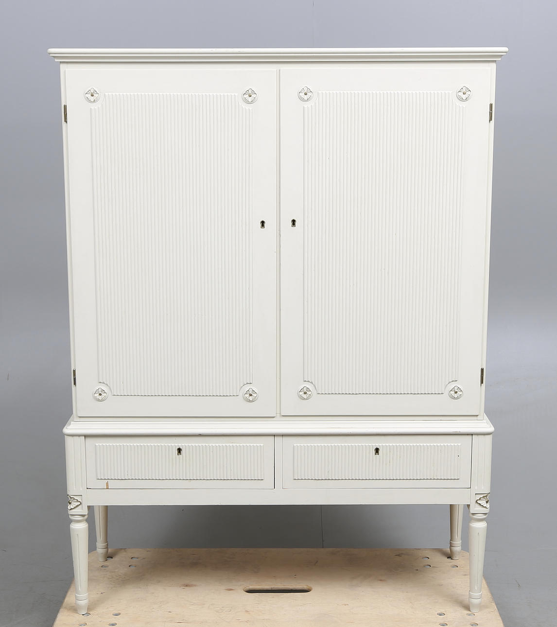 MATSALSSKÅP, Gustaviansk-stil, 1900-talets andra hälft.