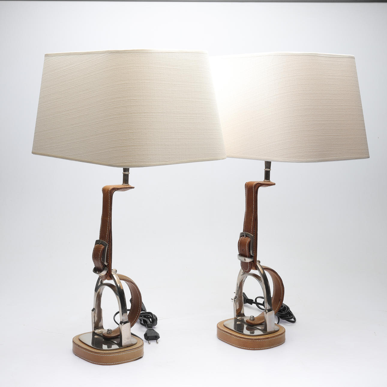 BORDSLAMPOR, ett par, "Olympia Equestrian", Eichholtz, samtida.