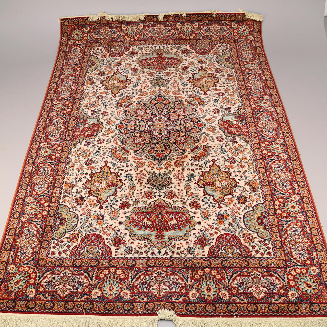 WILTONMATTA, 320x230 cm.