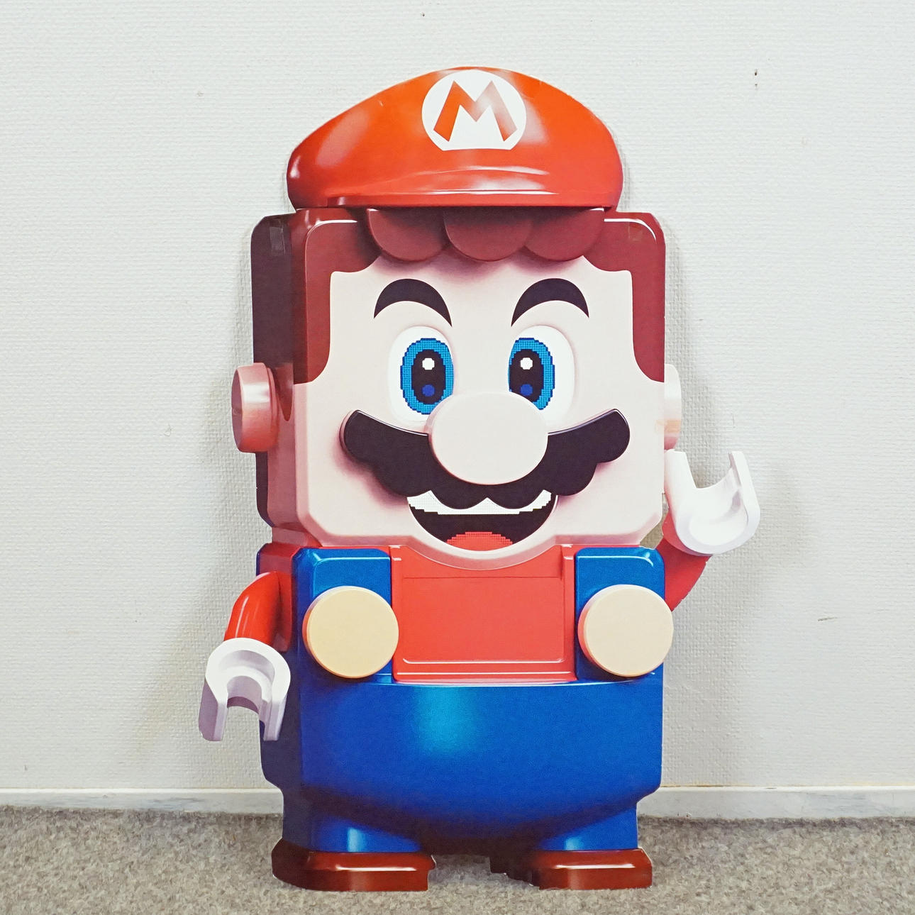 REKLAMSKYLT, papp, Super Mario LEGO.