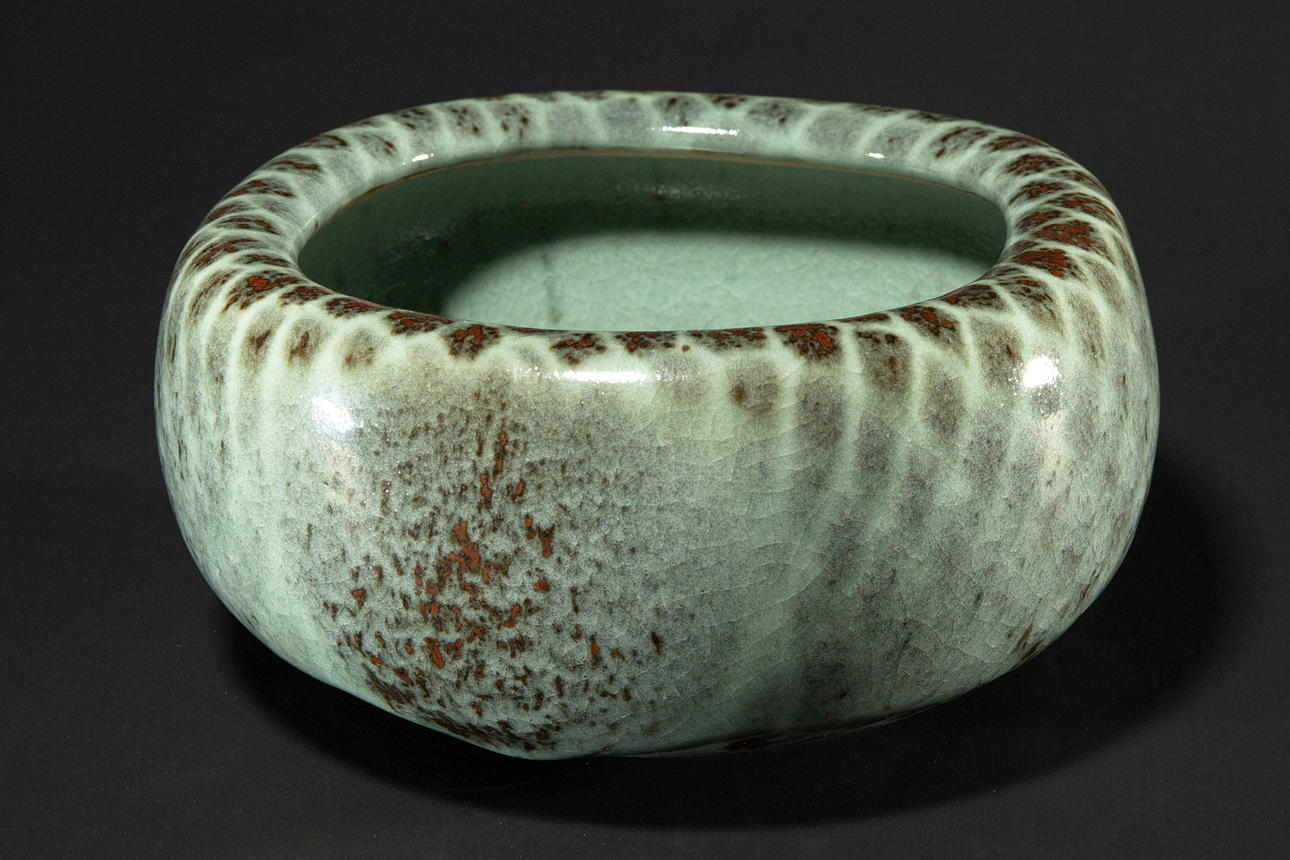 GERALD UND GOTLIND WEIGEL. Shell (58-36).