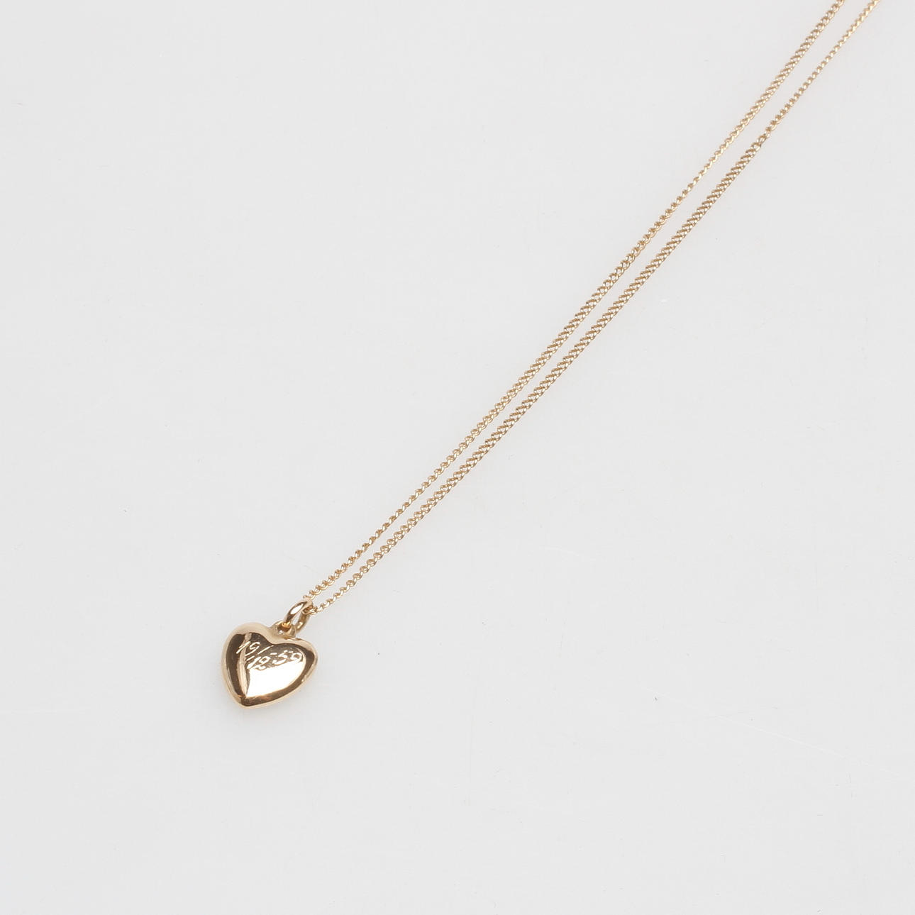 COLLIER MED HÄNGE, guld 18k, vikt ca. 4,8 gram.