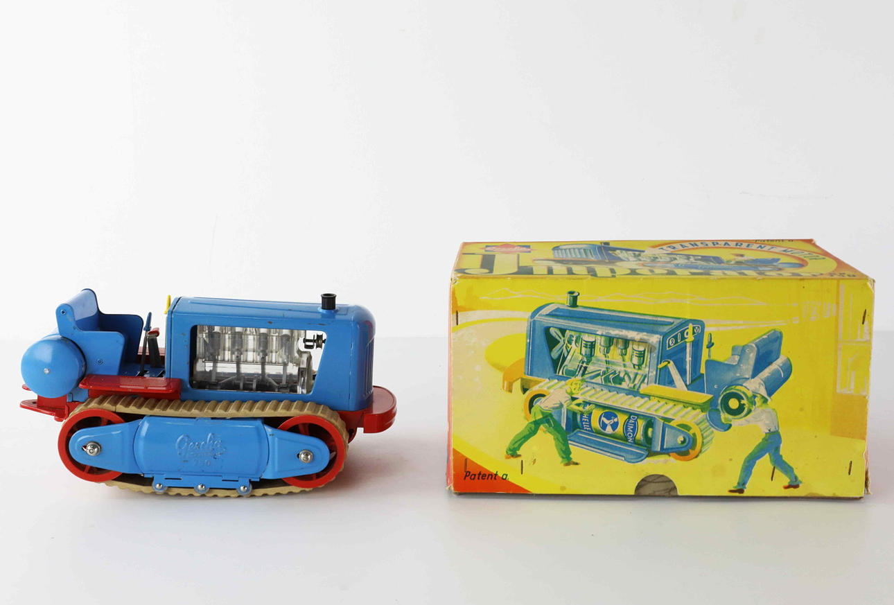 GESCHA. "Imperator", model 750, Transparent Motor.