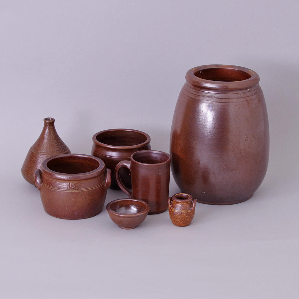 KRUS, VAS M.M., keramik, Wallåkra samt Raus.