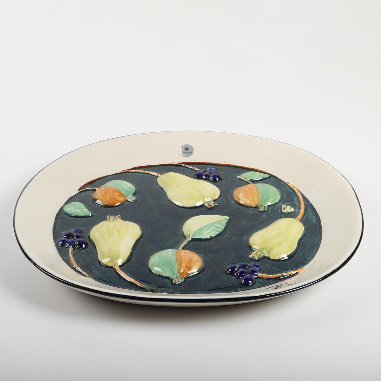 TIMO  SARVIMÄKI. Dish, stoneware, Designhuset, Lidköping, signed.
