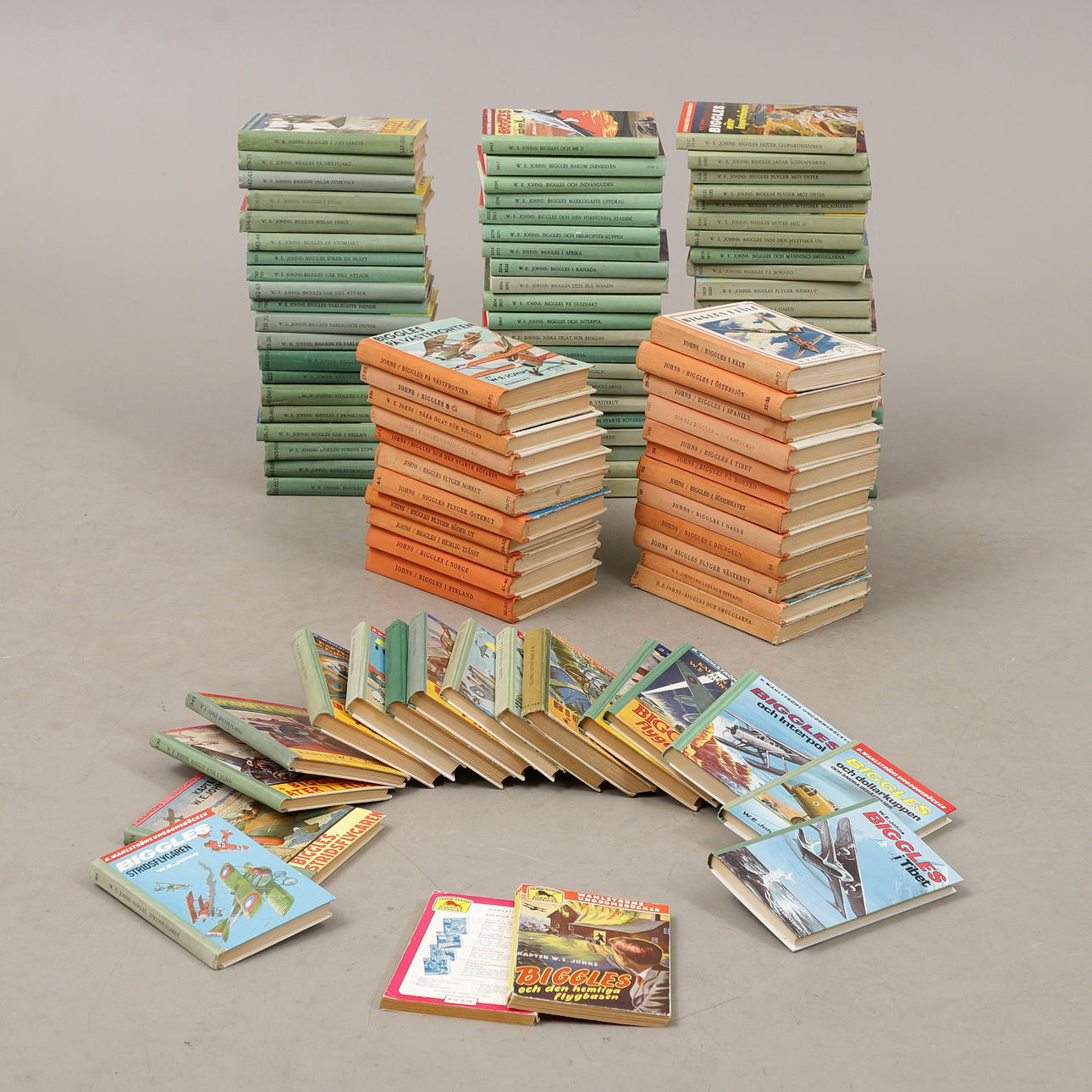 BIGGLES, böcker, 105 st, 1900-talets andra hälft.