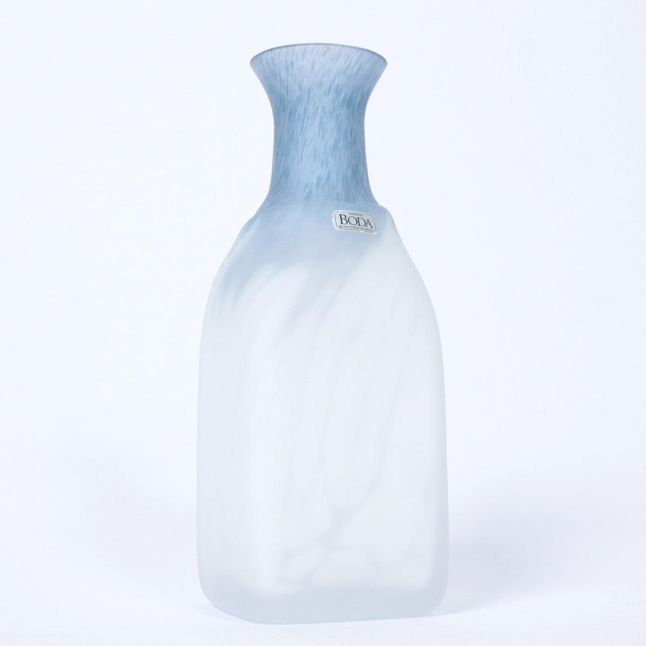 KOSTA BODA, Sverige. glas vase.