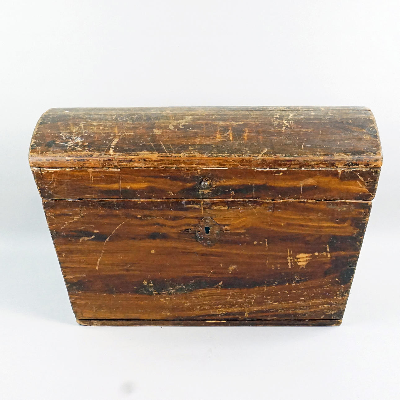 COFFIN, 19th century.