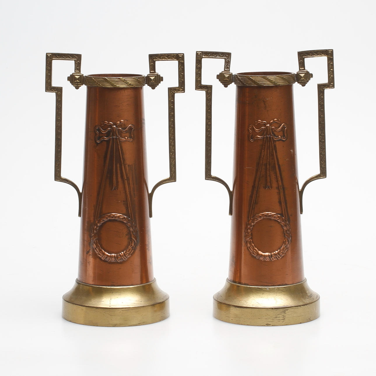 VASER, ett par, jugend, 1910-tal.