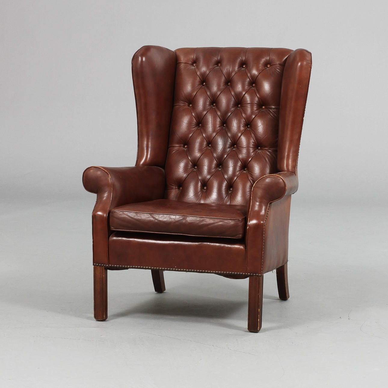 ÖRONLAPPSFÅTÖLJ, 1900-talets andra hälft.