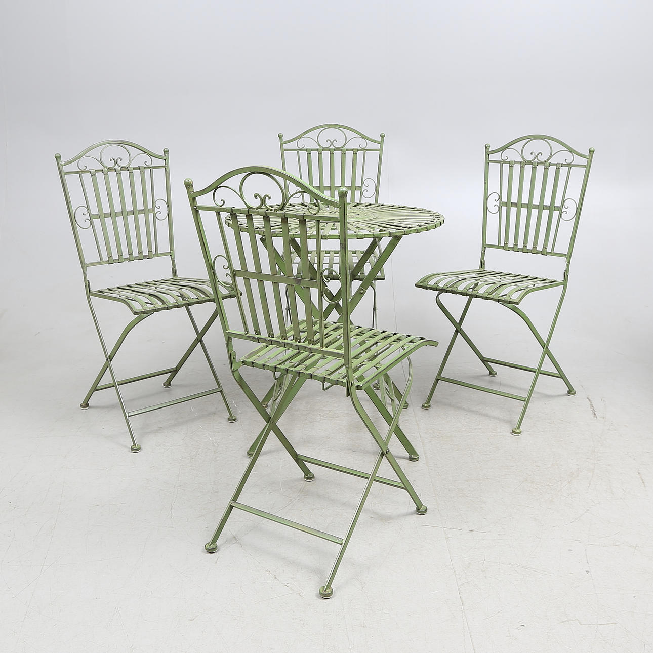 TRÄDGÅRDSGRUPP, 5 delar, 2000-tal.