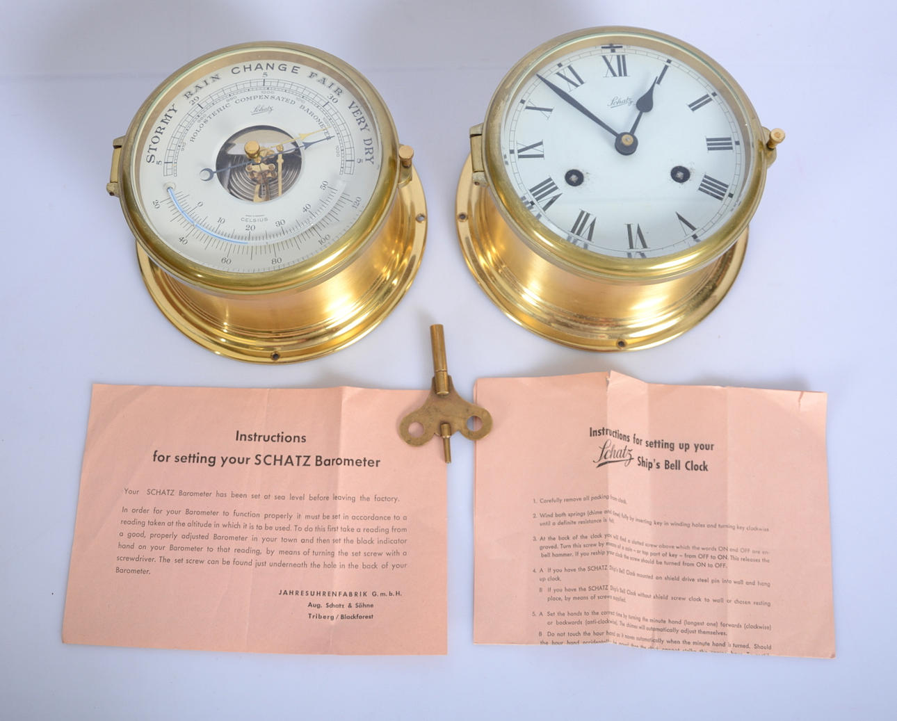 SKEPPSUR, samt barometer, mässing, Schatz.