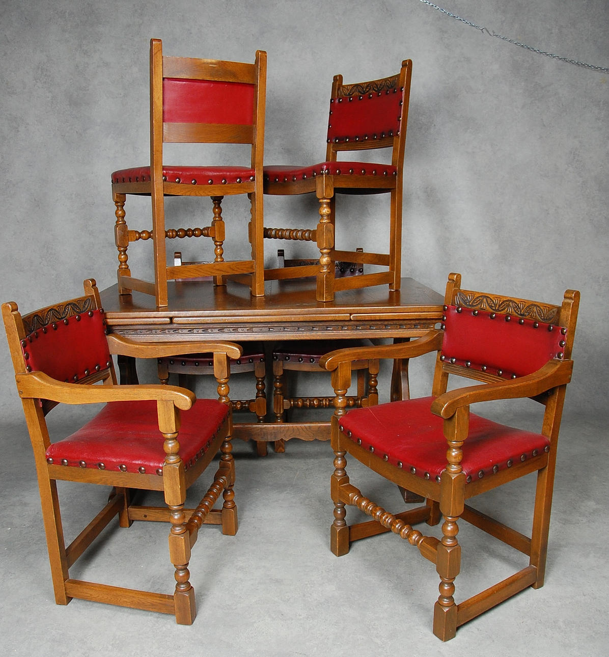 MATSALSMÖBEL, 7 delar, renässansstil, 1900-tal.