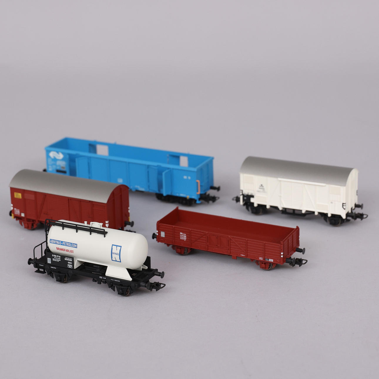 TAVARAVAUNUT, Liliput, Bachmann.