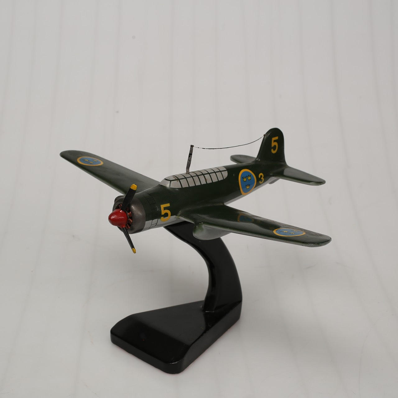 FLYGMODELL, Saab B17, trä och metall.