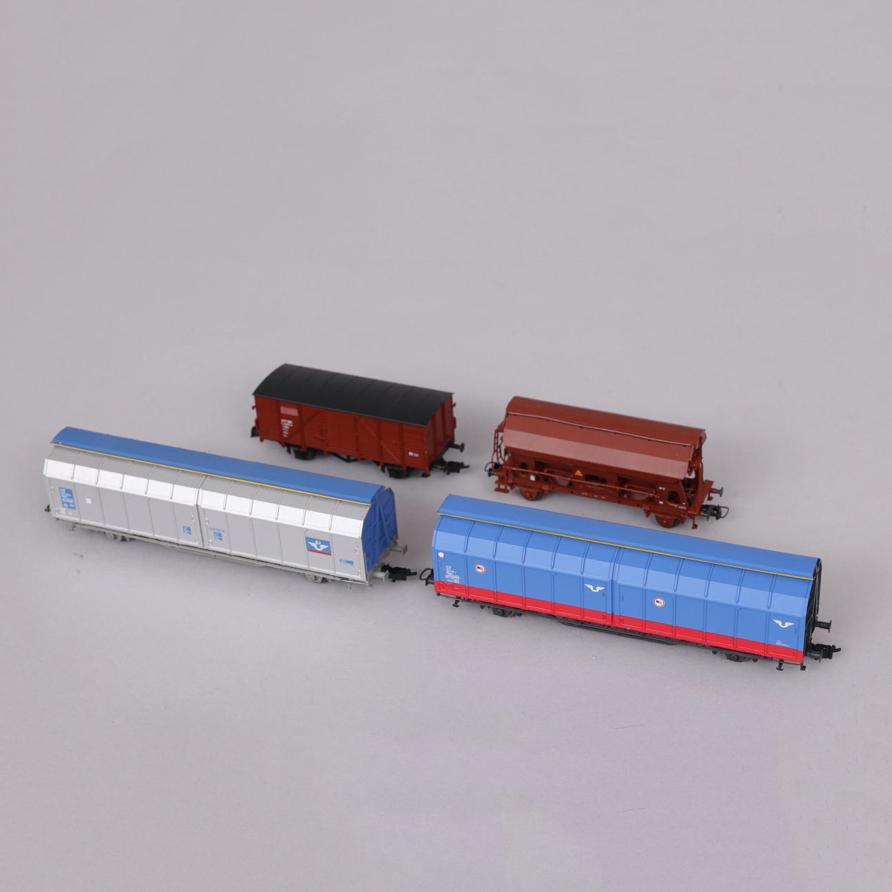 FREIGHT WAGONS, 4 pieces, Roco.