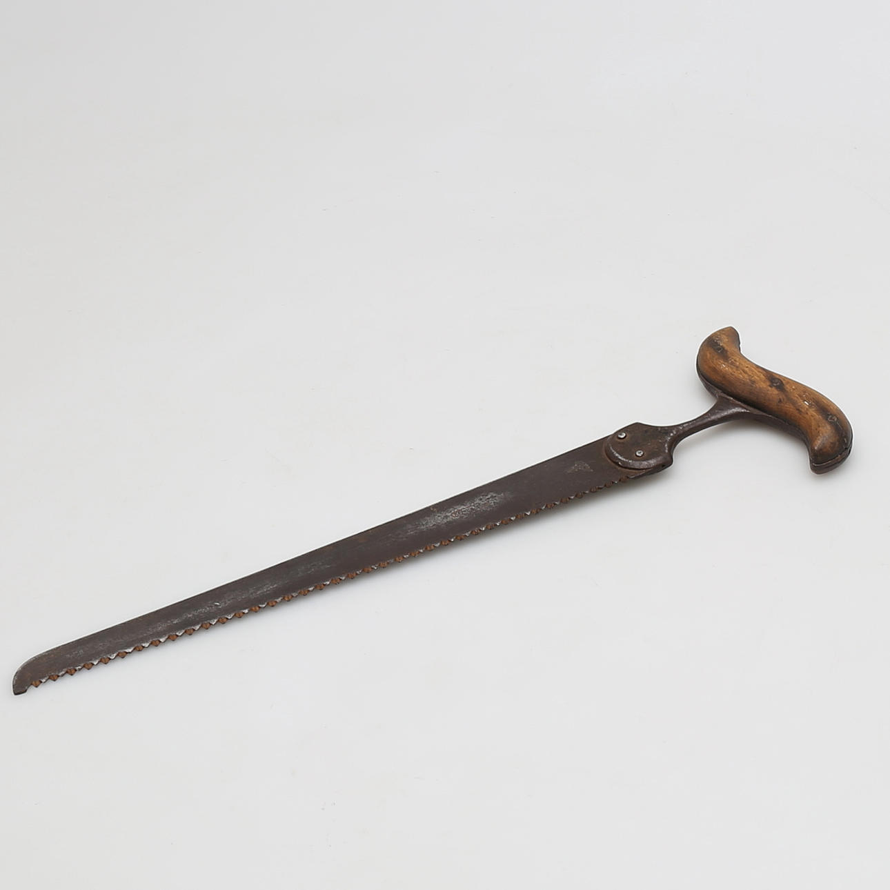 HANDSÅG eller amputationssåg, från omkring 1900.