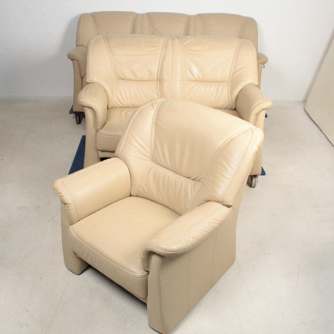 Elastoform Sitzgarnitur aus Leder.