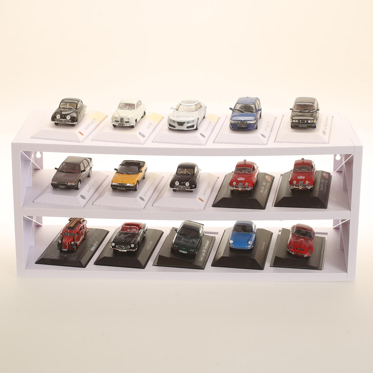 MODEL CARS, 15 pieces, including SAAB.