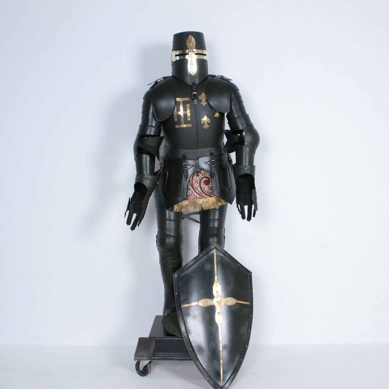 Knight armor, with shield, replica.