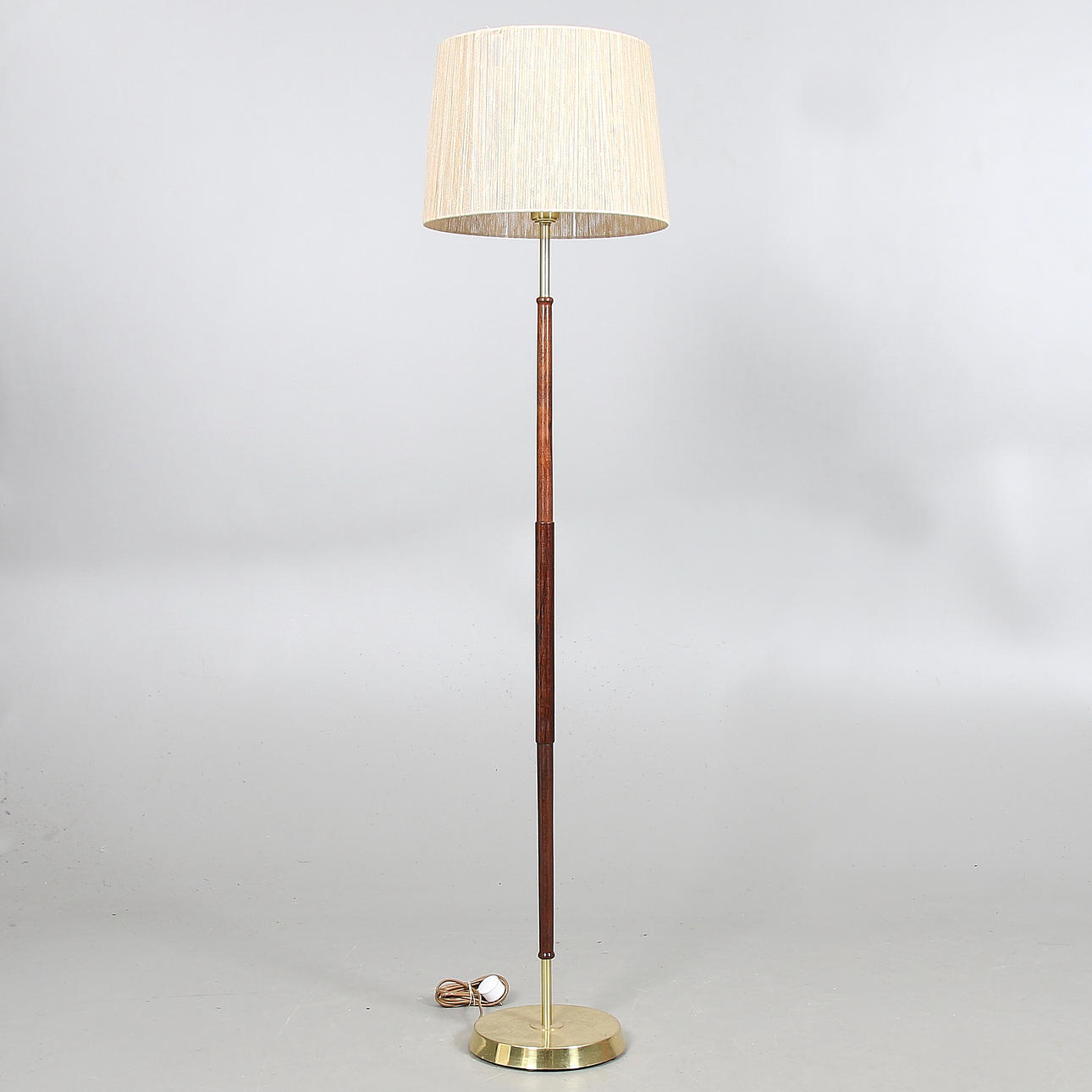 GOLVLAMPA, 1960-tal.