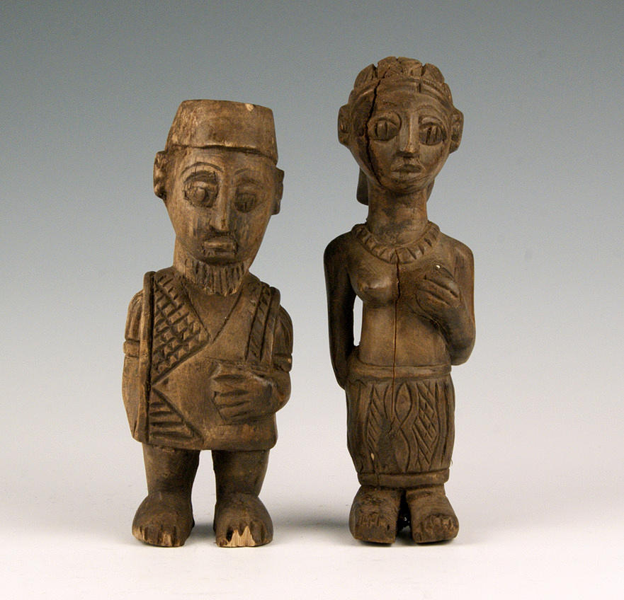 AFRIKANA. Ett kungligt par. Skildring i plagg och huvudbonad.