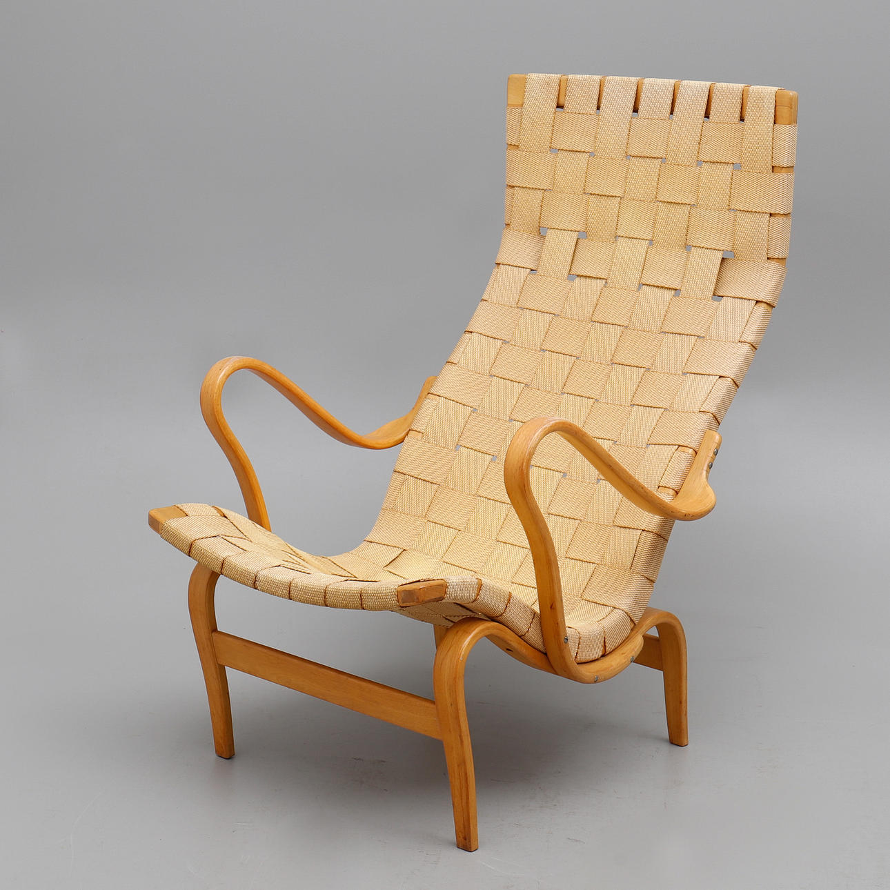 BRUNO MATHSSON. NOJATUOLI, "PERNILLA".