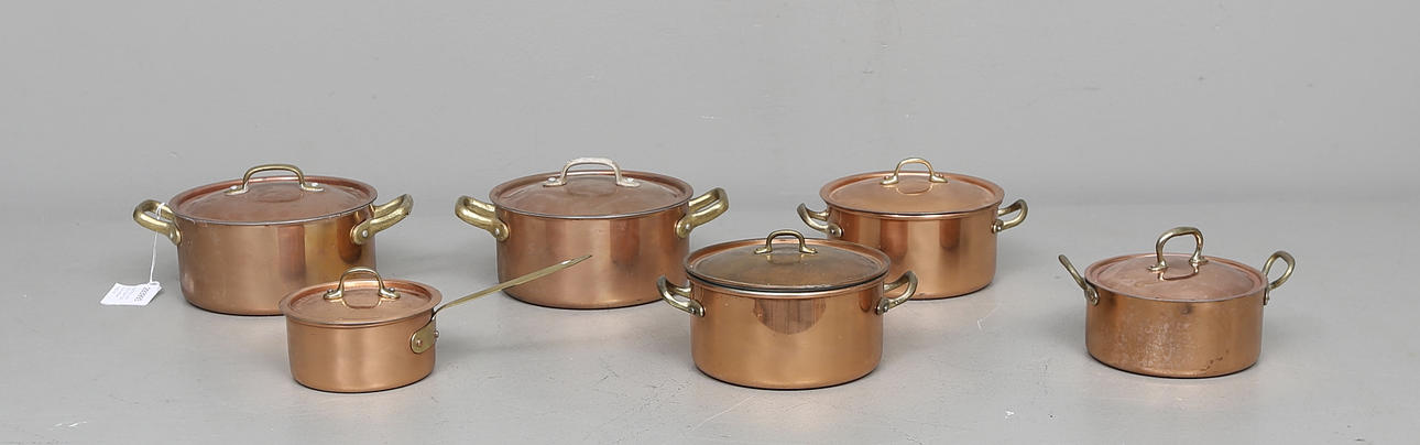 KASTRULLER OCH GRYTOR, 6 st, koppar, 1900-tal.