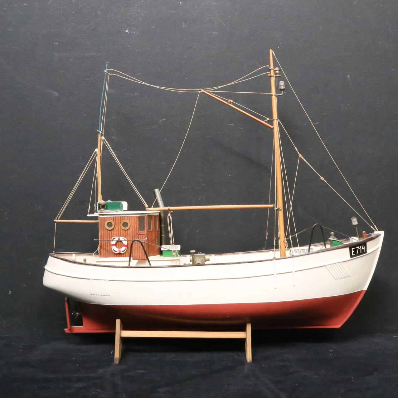 MODELLBÅT, Fiskebåt, "Gina 2".