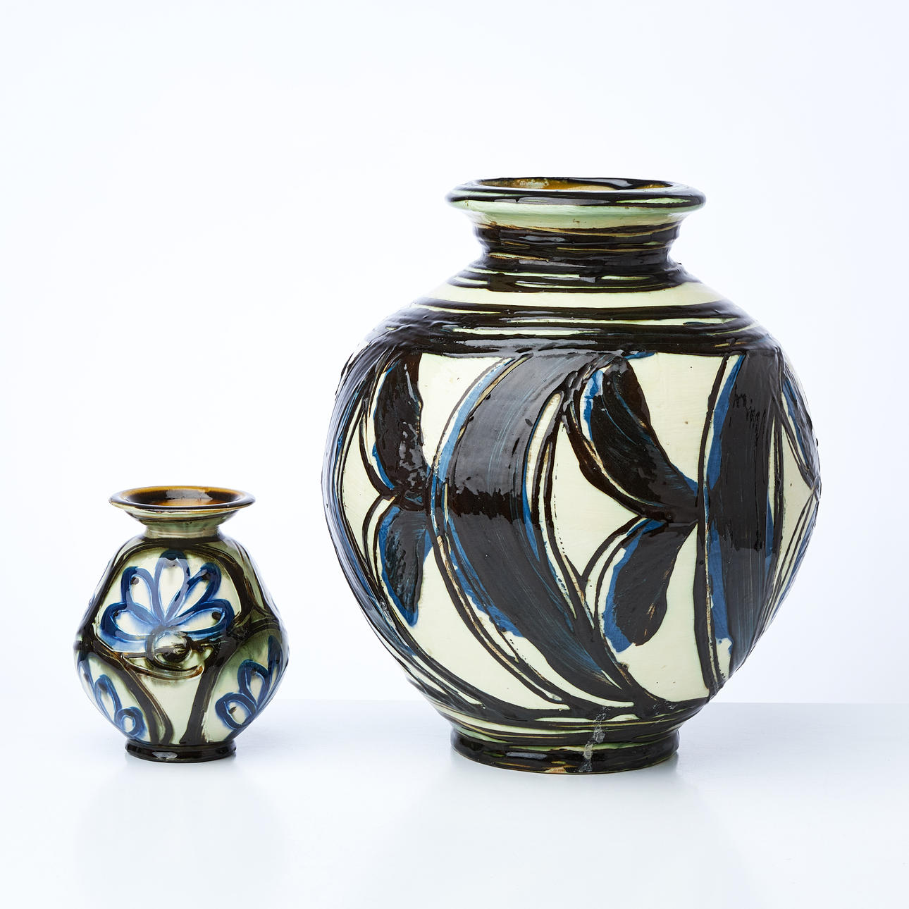 HERMAN KÄHLER. vases, 2 pcs, ceramic, signed underneath.