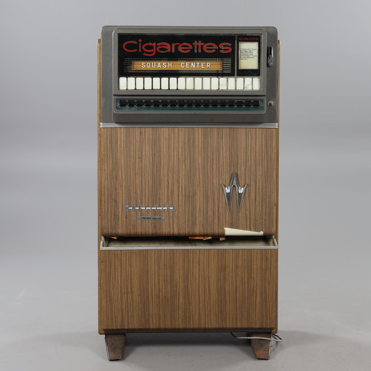 wurlitzer cigarette machine WURLITZER, Cigarette machine, 1950/60s. Miscellaneous - Miscellaneous