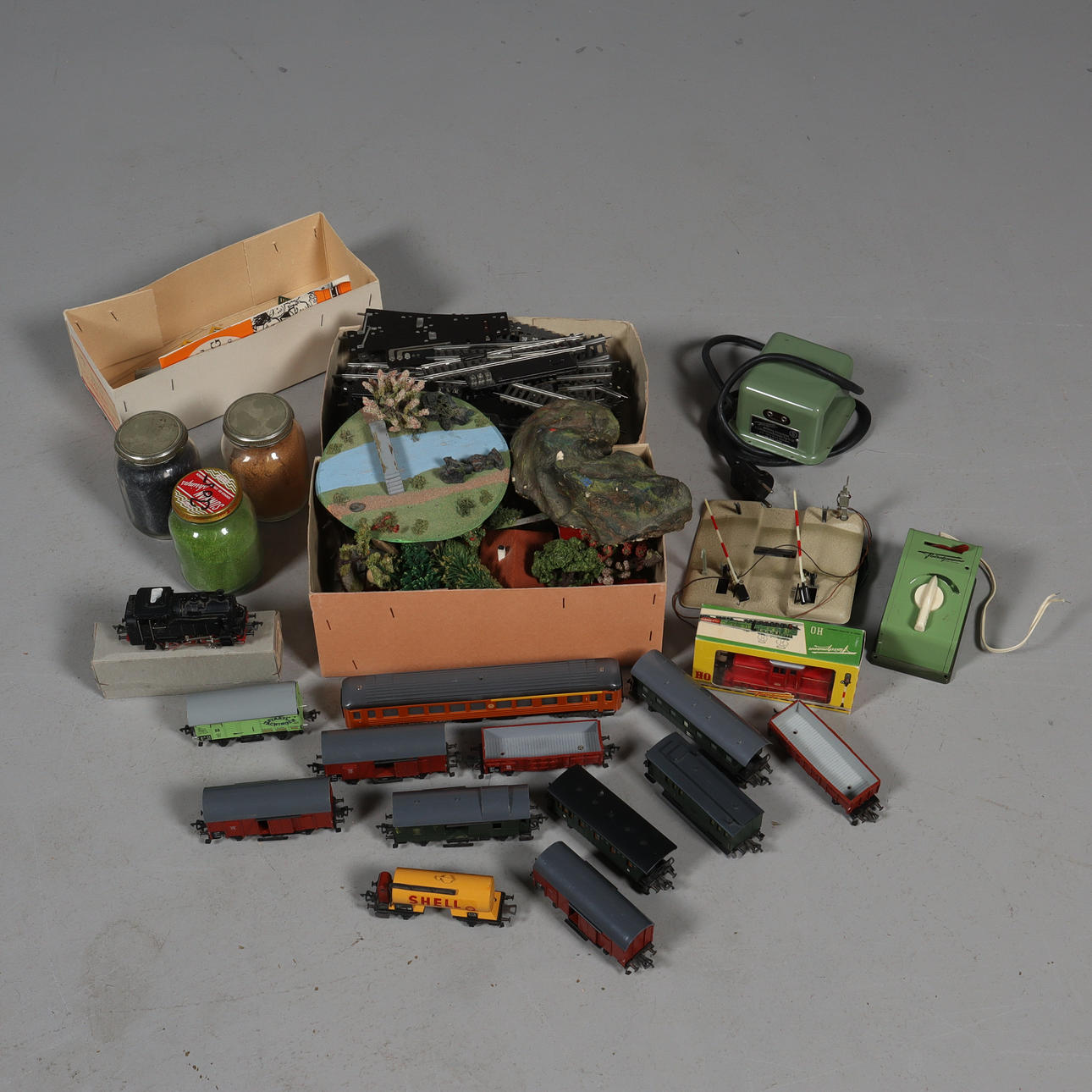 MODELLJÄRNVÄG Fleischmann.