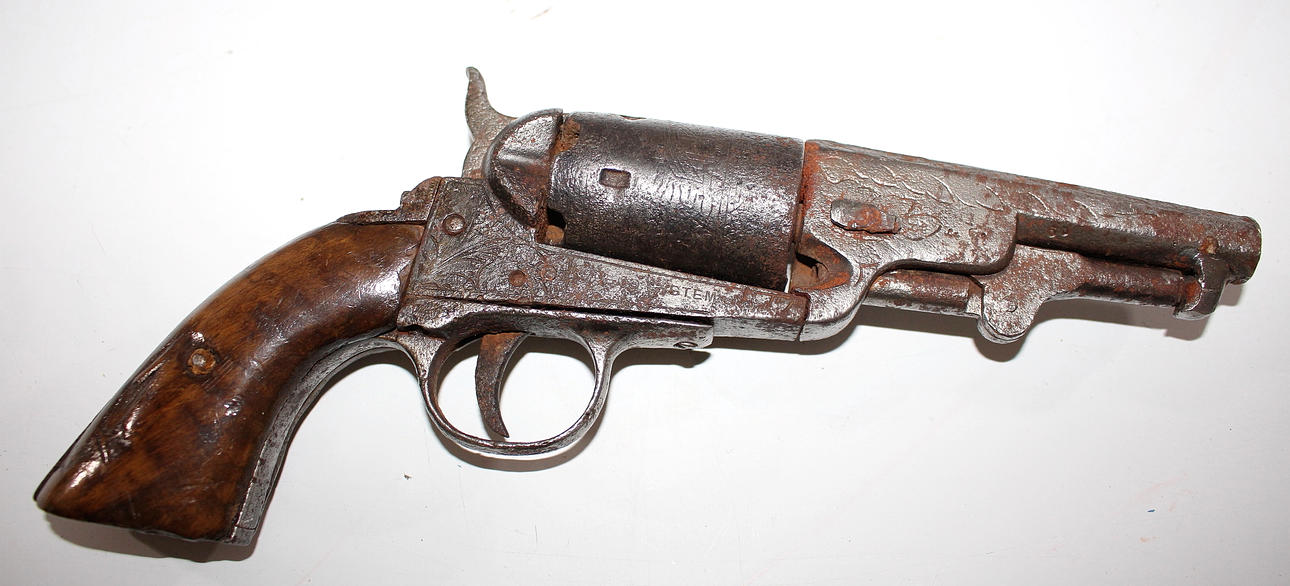 REVOLVER, American Colt Extra .31 cal NVSN.